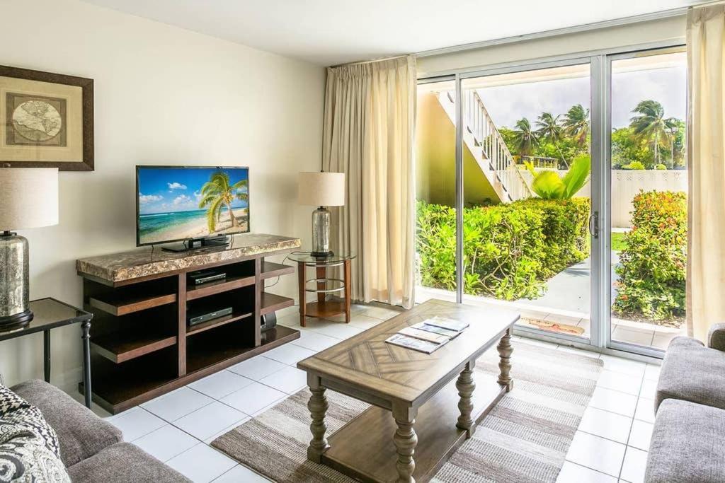 Beach Living At Island Pine Villas Blp George Town Esterno foto