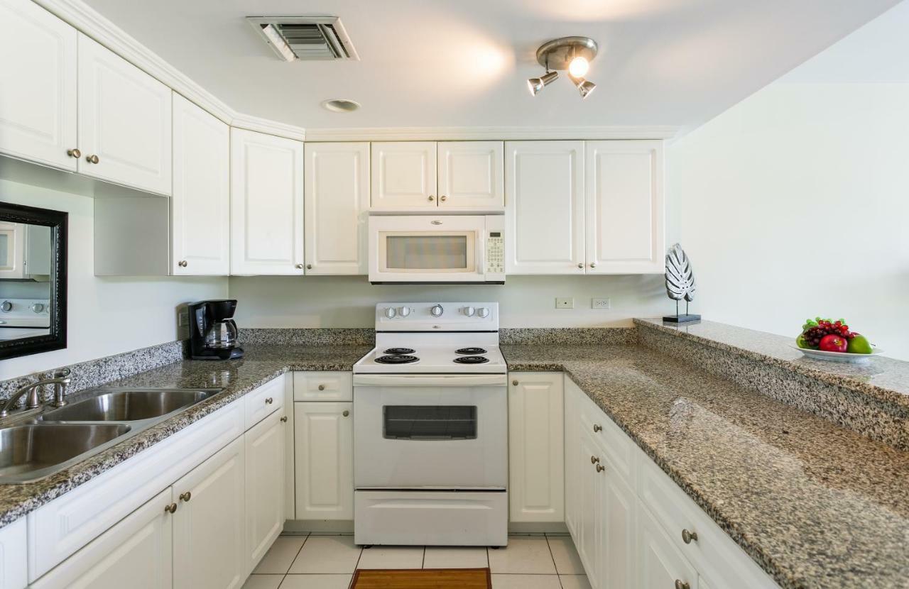 Beach Living At Island Pine Villas Blp George Town Esterno foto