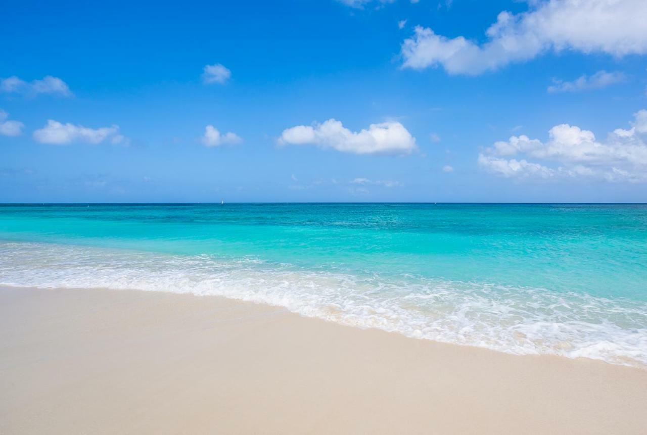 Beach Living At Island Pine Villas Blp George Town Esterno foto